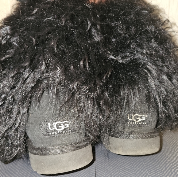 Fur Trim Uggs Australia - Picture 2 of 5